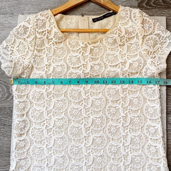 Zara Lace Blouse - Picture 4 of 6